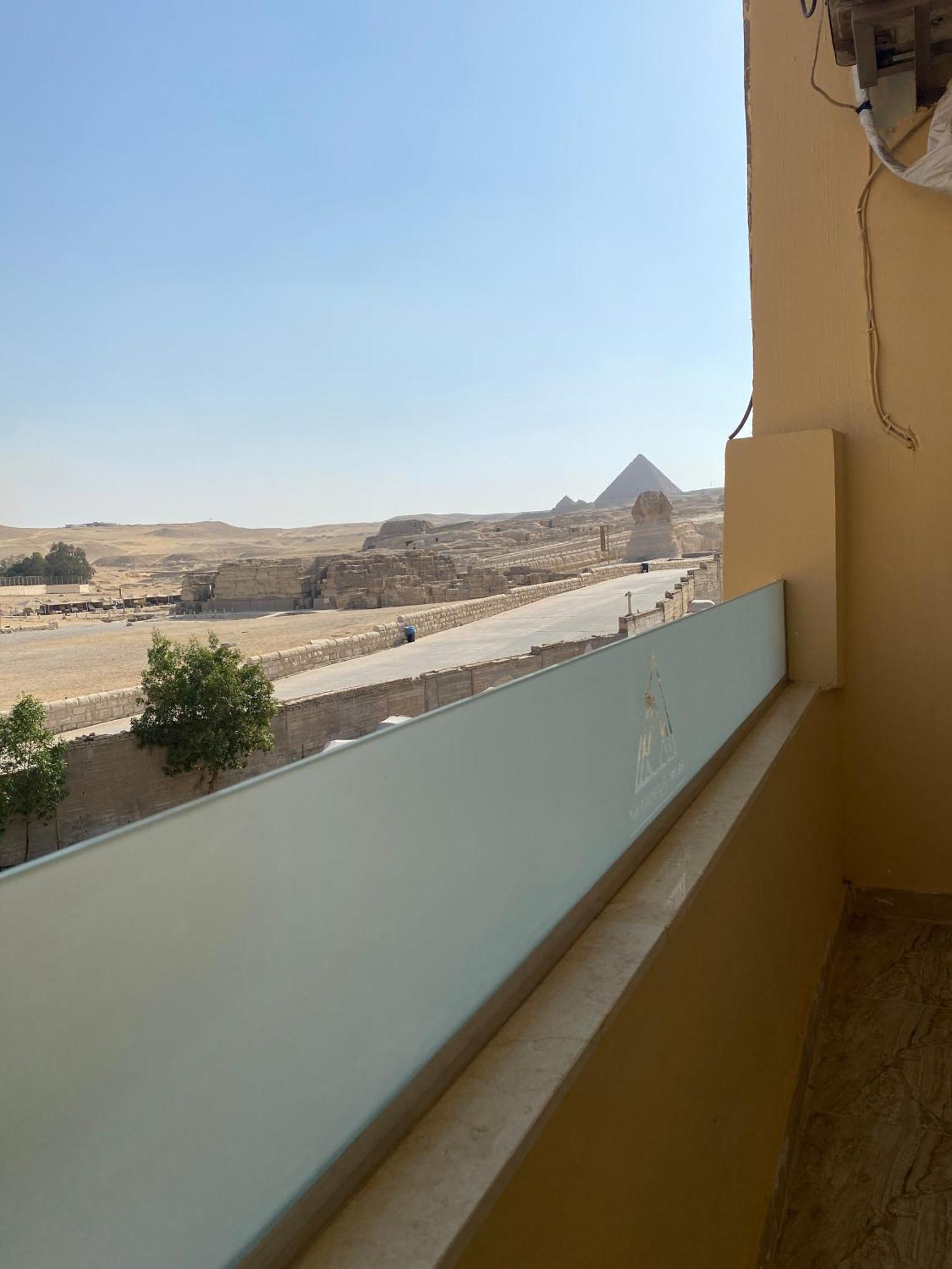 Seven Pyramids Panoramic View Inn Kafret el-Gabal Exterior photo