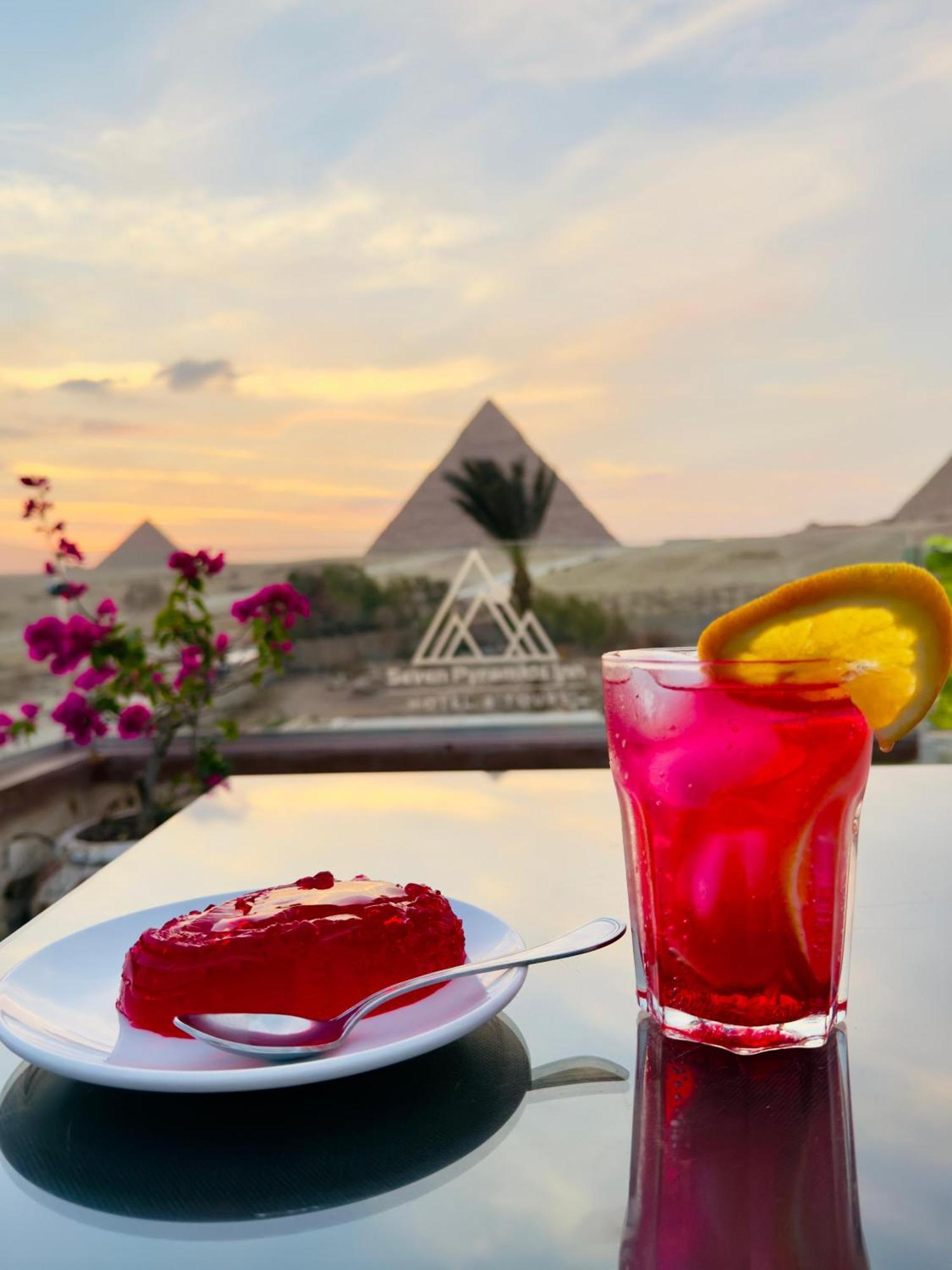 Seven Pyramids Panoramic View Inn Kafret el-Gabal Exterior photo