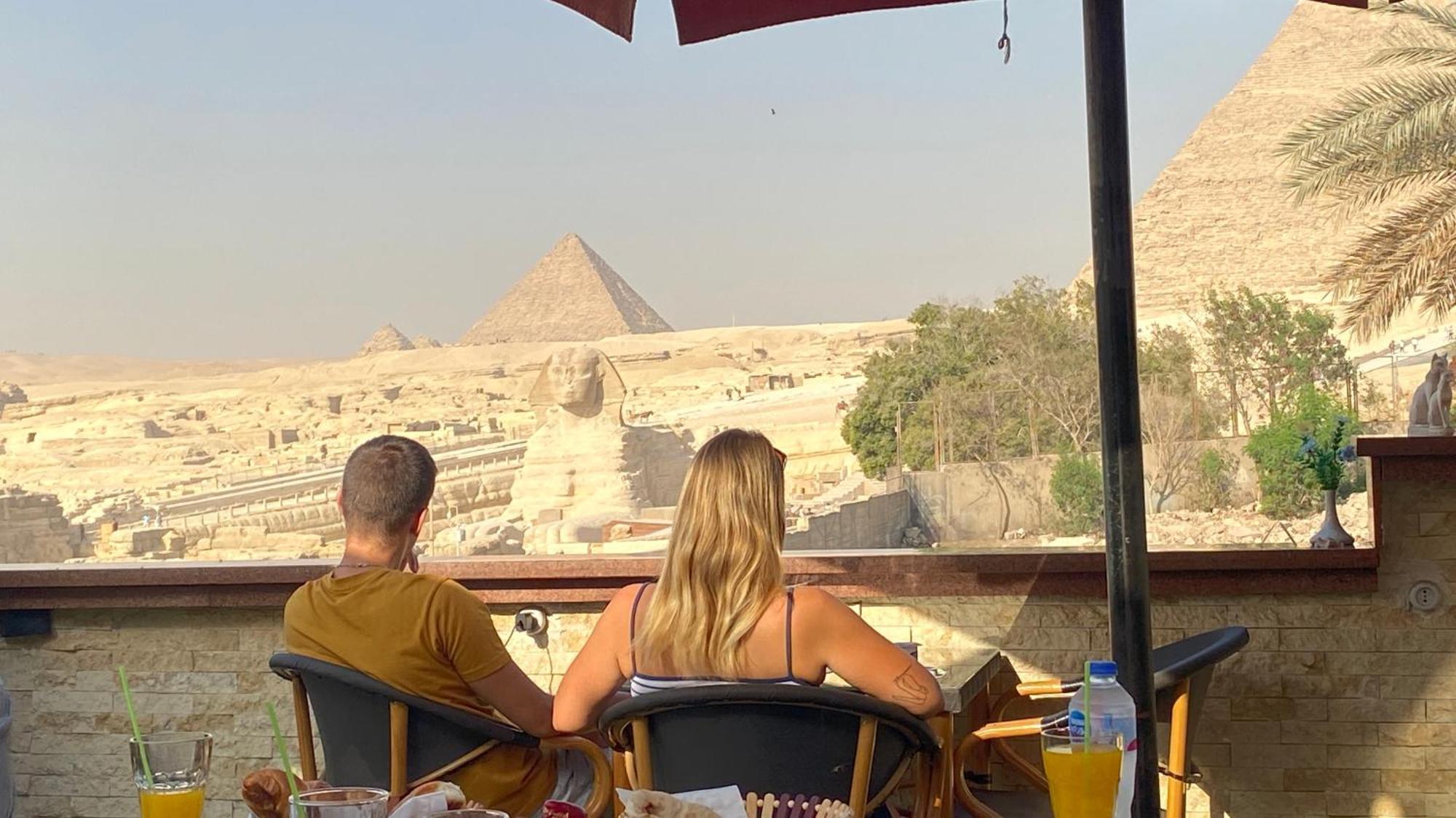 Seven Pyramids Panoramic View Inn Kafret el-Gabal Exterior photo